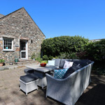 ardal tu allan i'r ty stabal